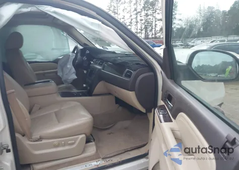 2010 GMC Yukon Denali from USA, damaged, VIN 1GKUKEEF5AR253368